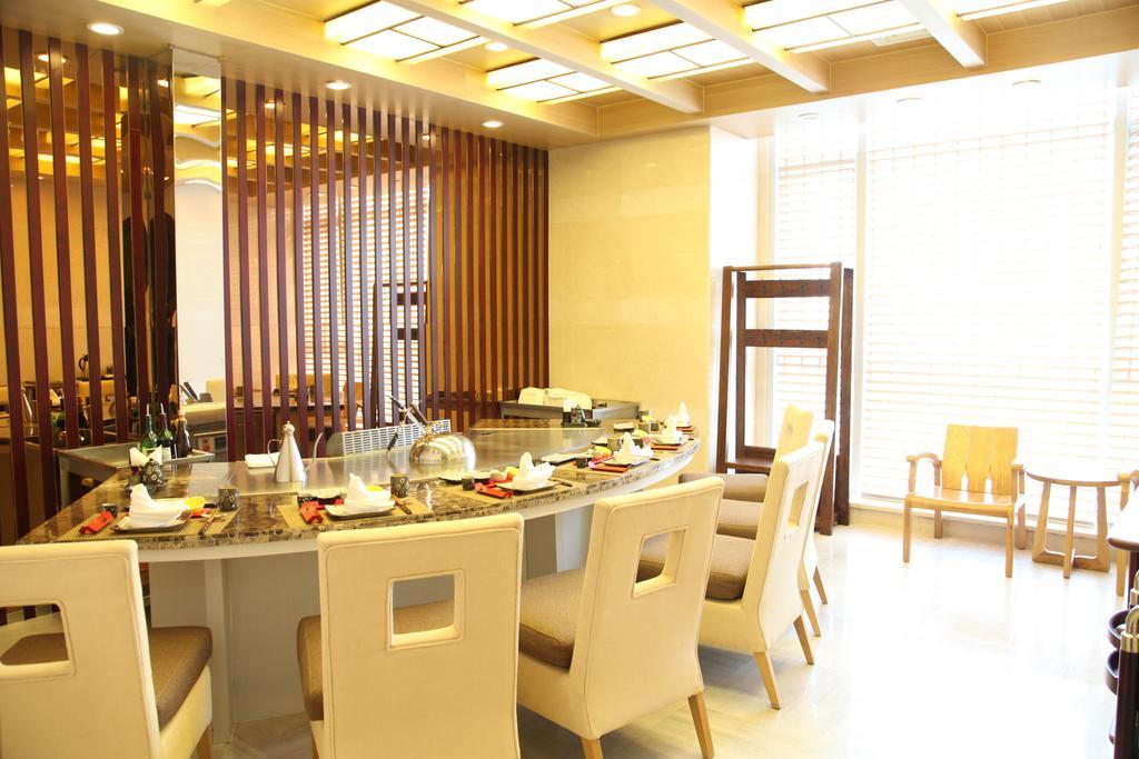 Shijiazhuang Shen Zhou 7 Star Hotel Exterior photo
